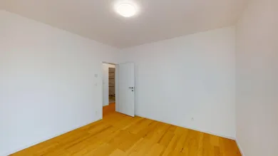 Na predaj 5-izbový byt, 113 m², Bratislava-Staré Mesto