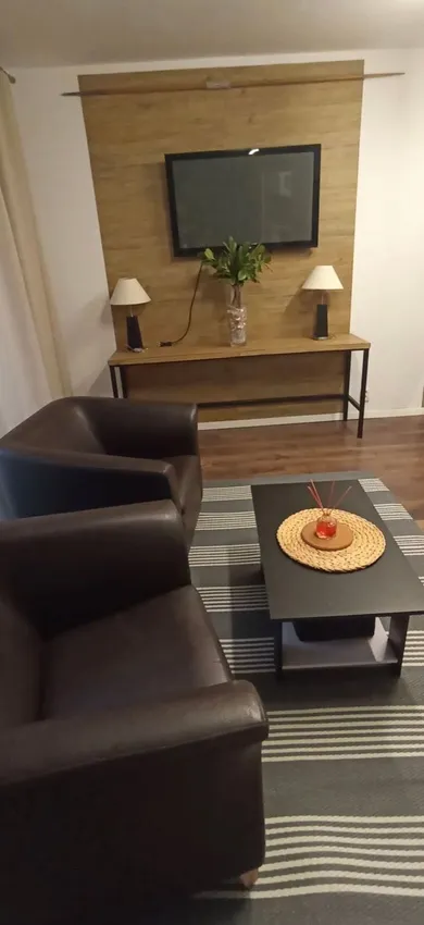 Na prenájom 1-izbový byt, 32 m², Bratislava-Rača, Na pasekách