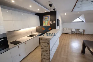 Byty na predaj 3-izbový, Trenčín · €239 990