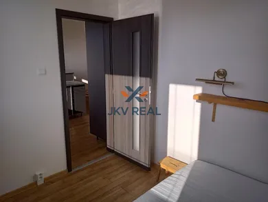 Na predaj 2-izbový byt, 35 m², Košice-Sídlisko Ťahanovce, Aténska