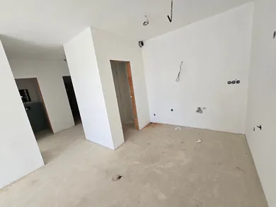 Na predaj 2-izbový byt, 51 m², Hôrky, Družstevná