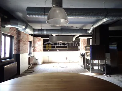 Na prenájom objekt, 300 m², Senica, Senica / Štefánikova
