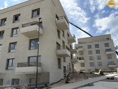 Na predaj 1-izbový byt, 37 m², Bratislava-Rača