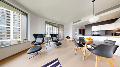 Na predaj 3-izbový byt, 89 m², Bratislava-Staré Mesto, Továrenská