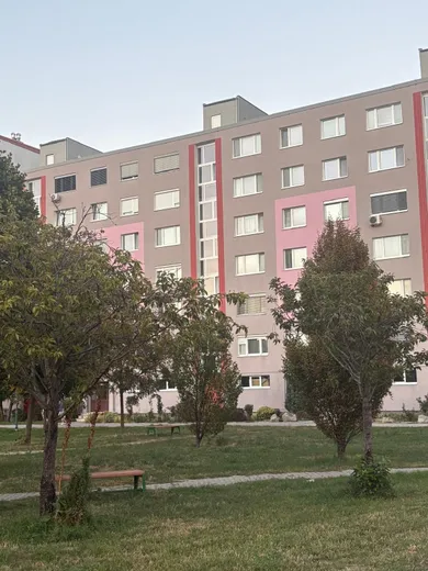 Eladó lakások, 4-szobás, Bratislava-Petržalka · €345 000