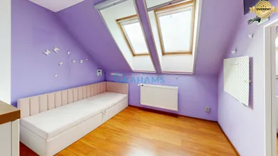 Na predaj 4-izbový dom, 138 m², Rovinka, Okružná