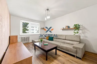 Mieszkania na sprzedaż, 4-pokojowe, Bratislava-Dúbravka · €265 000