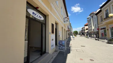 Komerčné priestory na prenájom, Levice · €750