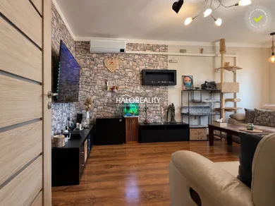 Na predaj 4-izbový byt, 75 m², Bratislava-Podunajské Biskupice