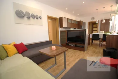 Na predaj 3-izbový byt, 73 m², Trenčín, Východná