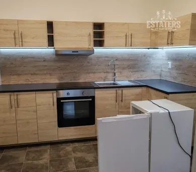 Na prenájom 2-izbový byt, 60 m², Malacky, Jilemnického