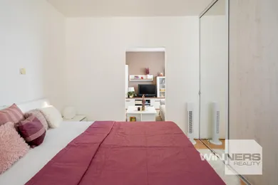 Mieszkania na sprzedaż, 3-pokojowe, Bratislava-Dúbravka · €229 900