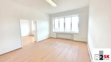 Na prenájom 4-izbový byt, 164 m², Žilina, Námestie Andreja Hlinku