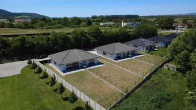 Na predaj 4-izbový dom, 97 m², Hôrka nad Váhom