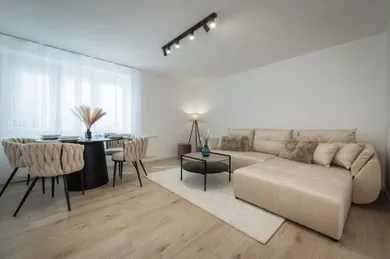 Mieszkania na wynajem, 3-pokojowe, Košice-Staré Mesto · €980