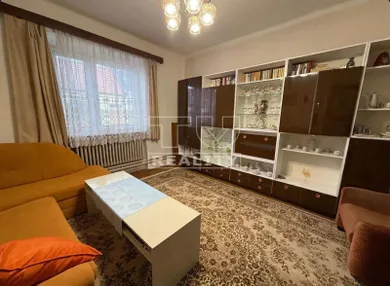 Na predaj dom, 515 m², Trnava