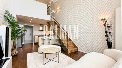 Na predaj 2-izbový byt, 68 m², Bratislava-Staré Mesto, Pribinova