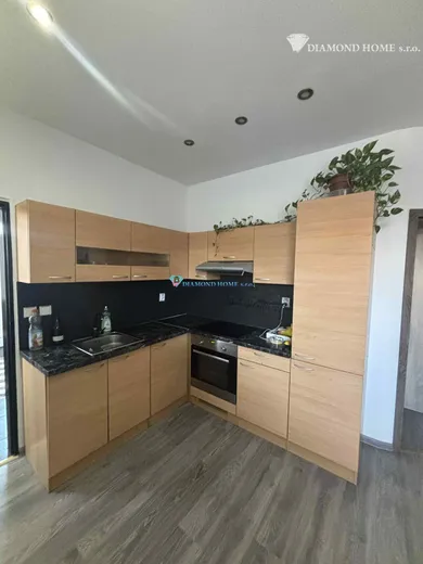 Na predaj dom, 98 m², Ohrady