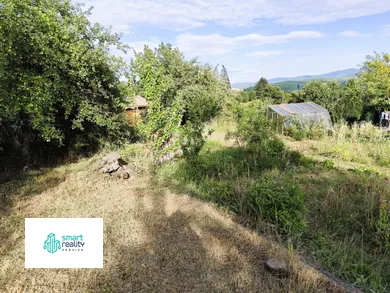Na predaj pozemok, 238 m², Zvolen, Prachatická