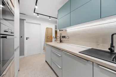 Na predaj 3-izbový byt, 67 m², Bratislava-Nové Mesto, Jeséniova