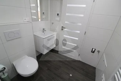 Na prenájom 2-izbový byt, 40 m², Liptovská Štiavnica