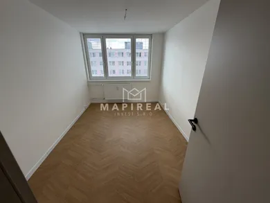 Na predaj 4-izbový byt, 71 m², Košice-Nad jazerom, Sputniková