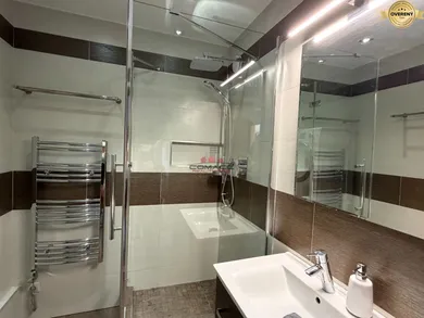 Na predaj 4-izbový byt, 81 m², Piešťany, Krajinská