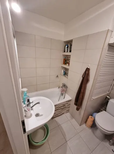 Na predaj 1-izbový byt, 38 m², Nitra, Alexyho