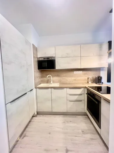 Na predaj 2-izbový byt, 60 m², Bratislava-Petržalka, Zuzany Chalupovej