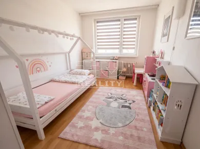 Na predaj 3-izbový byt, 73 m², Bratislava-Podunajské Biskupice