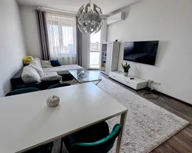 Na predaj 2-izbový byt, 63 m², Bratislava-Petržalka, Bosákova