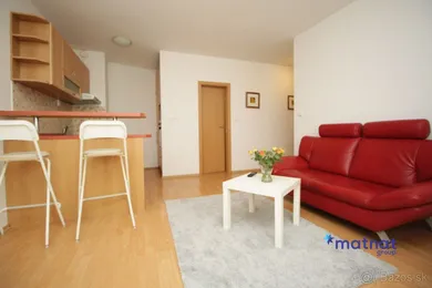 Na predaj 2-izbový byt, 45 m², Bratislava-Petržalka, Zadunajská cesta