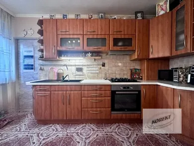 Na predaj 4-izbový byt, 90 m², Nové Zámky