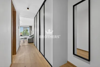 Na prenájom 1-izbový byt, 41 m², Bratislava-Ružinov, Prístavná