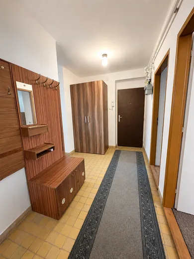 Na predaj 2-izbový byt, 60 m², Brezno, Švermova