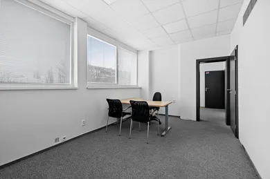 Na predaj komerčné, 143 m², Bratislava-Nové Mesto, Vajnorská