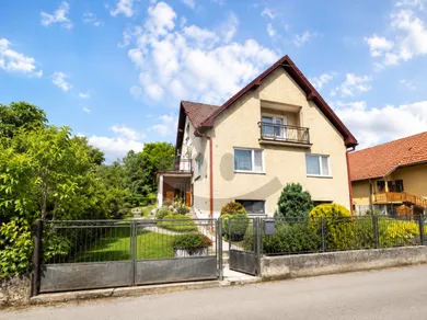 Будинки на продаж, Martin · €155 000