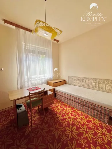 Na predaj 4-izbový dom, 190 m², Trhová Hradská