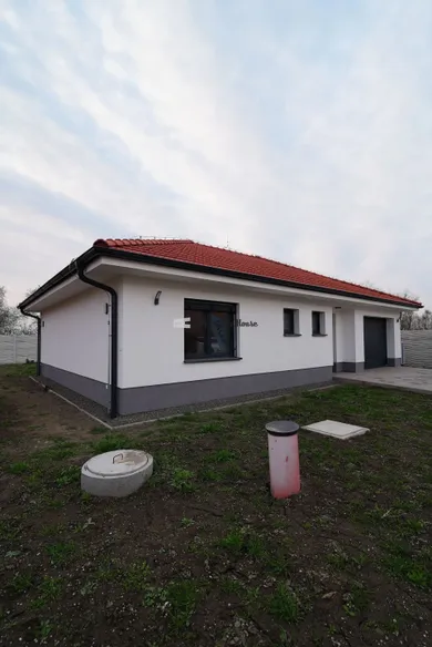 Domy na sprzedaż, Senec · €355 000