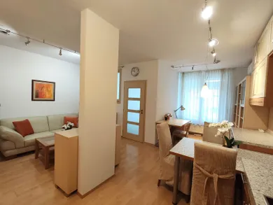 Na prenájom byt v Bratislava-Ružinov · €650 · Dokončené