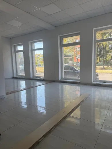 Объекты в аренду, Levice · €800