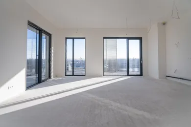 Na predaj 4-izbový byt, 153 m², Bratislava-Ružinov, Prístavná