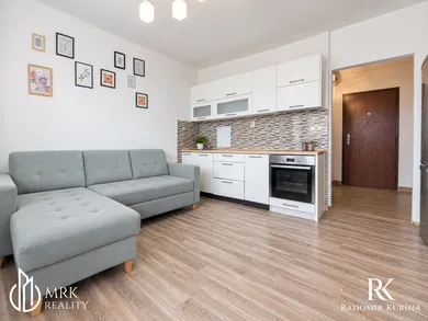 Eladó lakások, 1-szobás, Bratislava-Petržalka · €199 900