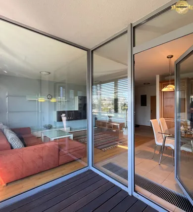 Na prenájom 2-izbový byt, 75 m², Bratislava-Karlova Ves
