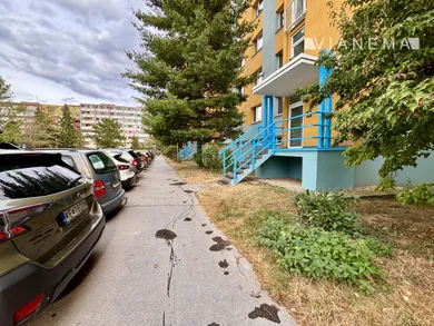 Квартиры на продажу, 3-комнатные, Košice-Západ · €233 999