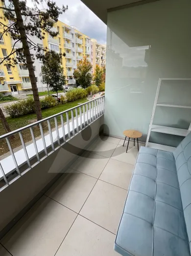 Na prenájom 2-izbový byt, 60 m², Žilina, Vlčince II