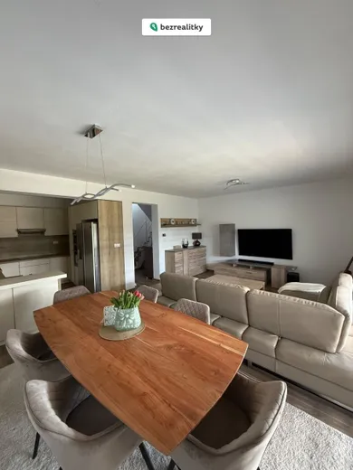 Na predaj dom v Slovenský Grob · €415 000 · Novostavba