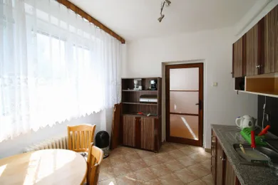 Na predaj 3-izbový byt, 79 m², Pezinok