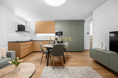 Apartments for sale, 1-room in Bratislava-Nové Mesto · €154,900