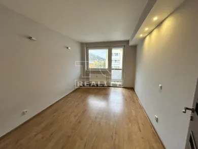 Na predaj 2-izbový byt, 58 m², Ružomberok